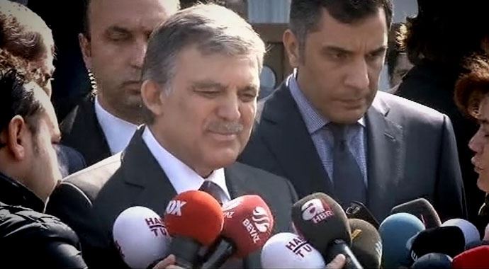 Abdullah Gül o soruya çok kızdı! Abdullah Gül o soruya çok kızdı!