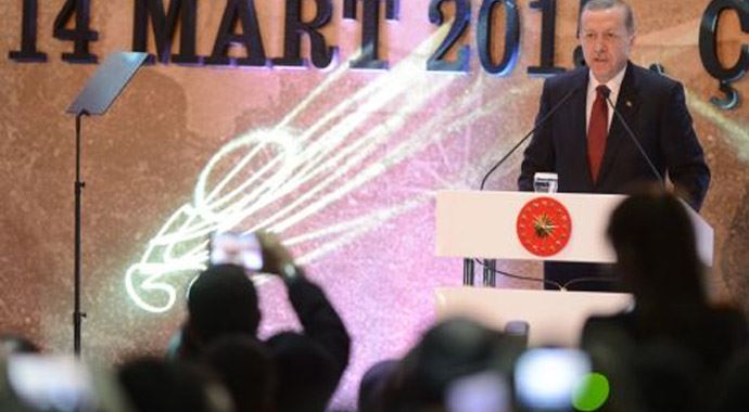Çanakkale'de ilginç pankart Çanakkale'de ilginç pankart