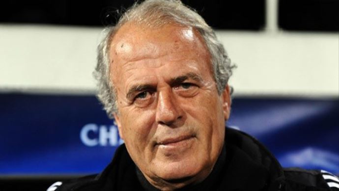 Mustafa Denizli&#039;den Fenerbahçe&#039;ye ağır eleştiri