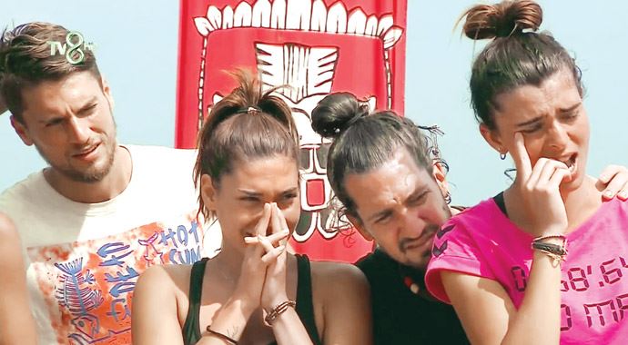 Meğer Survivor tek adada geçiyormuş! Meğer Survivor tek adada geçiyormuş!