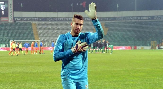 Süper Lig'in en iyi kalecisi! Süper Lig'in en iyi kalecisi!