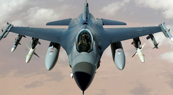 Türk jetlerine Yunan tacizi Türk jetlerine Yunan tacizi