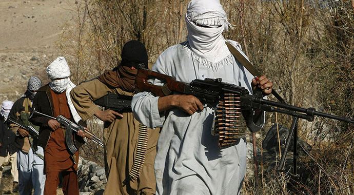 Pakistan'da 34 Taliban militanı öldürüldü Pakistan'da 34 Taliban militanı öldürüldü