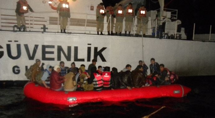 Son 3 ayda kaç sığınmacıların kurtarıldı? Son 3 ayda kaç sığınmacıların kurtarıldı?