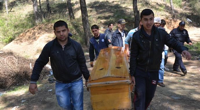 Muğla'da motosiklet devrildi: 1 ölü Muğla'da motosiklet devrildi: 1 ölü