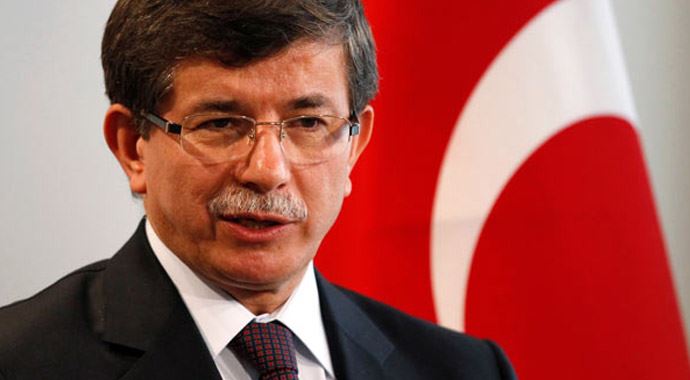 Başbakan Davutoğlu sert konuştu! İşte Arınç-Gökçek hakkında açıklaması Başbakan Davutoğlu sert konuştu! İşte Arınç-Gökçek hakkında açıklaması