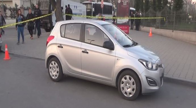 Pompalı tüfekle İstanbul Emniyetine girmeye çalıştı Pompalı tüfekle İstanbul Emniyetine girmeye çalıştı