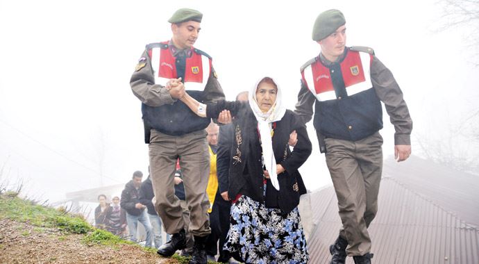 105 yaşındaki Melek Nine'ye Mehmetçik sahip çıktı