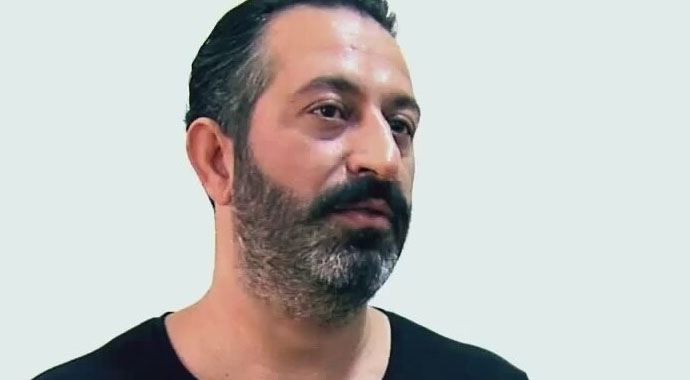 Cem Yılmaz o haberlere ateş püskürdü Cem Yılmaz o haberlere ateş püskürdü