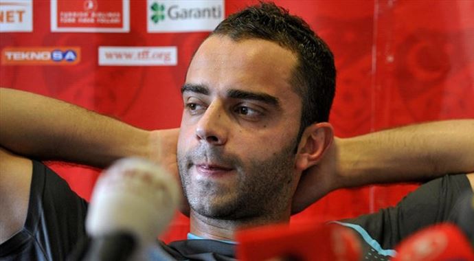 Semih Şentürk'ten derbi yorumu Semih Şentürk'ten derbi yorumu