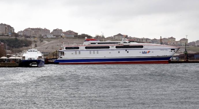 Fırtına deniz ulaşımını vurdu Fırtına deniz ulaşımını vurdu