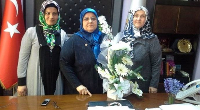 MHP'li belediye başkanı koltuğunu AK Parti'ye verdi MHP'li belediye başkanı koltuğunu AK Parti'ye verdi