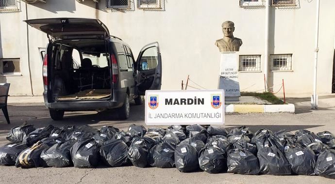 Mardin&#039;de 300 kilo esrar ele geçirildi