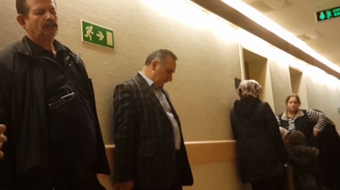 Şehidin yakınlarının gözyaşları sel oldu Şehidin yakınlarının gözyaşları sel oldu