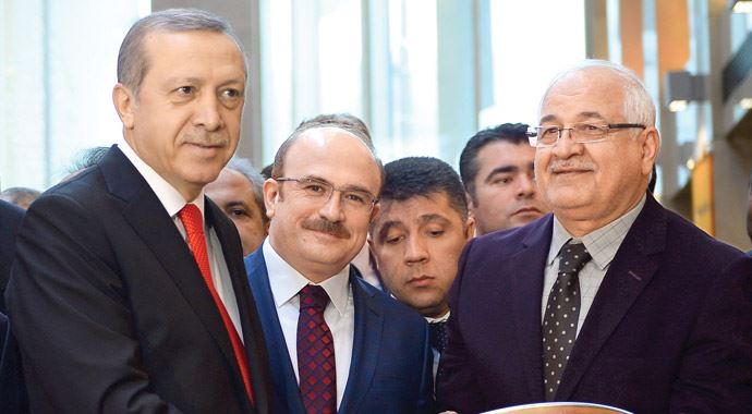 Cumhurbaşkanı Erdoğan: Başkanlık ile hızımız kesilmeyecek Cumhurbaşkanı Erdoğan: Başkanlık ile hızımız kesilmeyecek