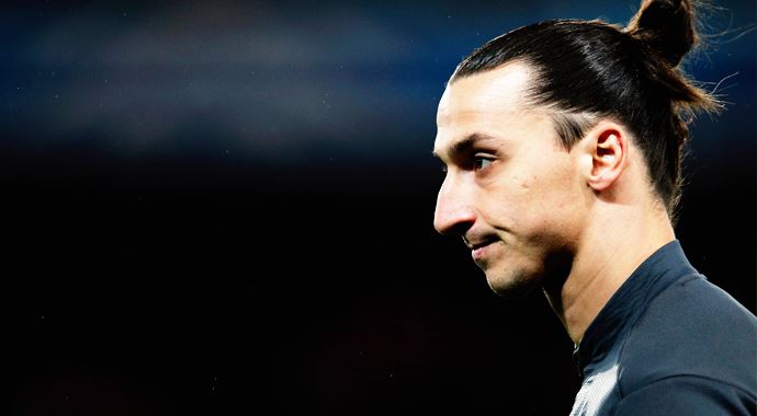 Ibrahımovic'e 4 maç ceza! Ibrahımovic'e 4 maç ceza!