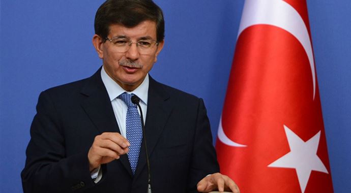 Davutoğlu Fenerbahçe'ye yapılan saldırıya dair, 'Ben de Fenerbahçeliyim...' Davutoğlu Fenerbahçe'ye yapılan saldırıya dair, 'Ben de Fenerbahçeliyim...'