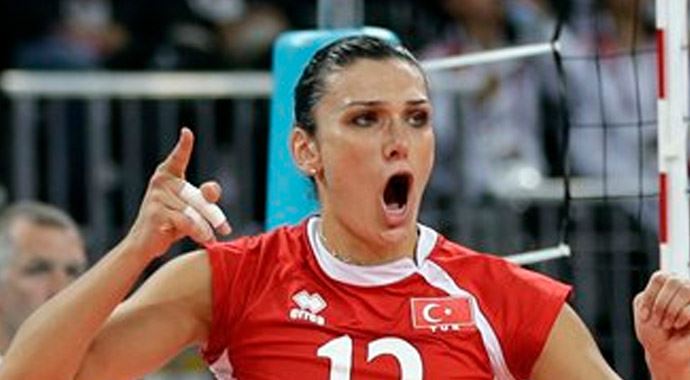 Esra Gümüş: 'Şampiyon olacağımızı hisssediyorduk'