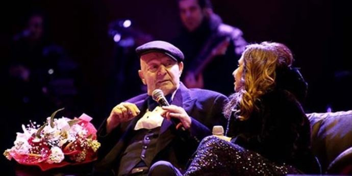 Kayahan'ın şarkılarını İpek Açar seslendirecek Kayahan'ın şarkılarını İpek Açar seslendirecek