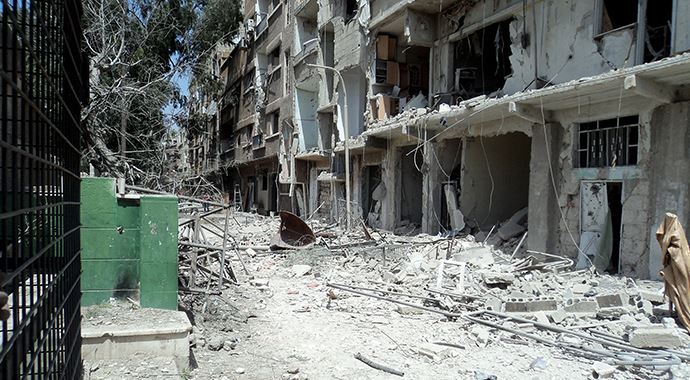 Yermuk Mülteci Kampı'na varil bombalı saldırı! Yermuk Mülteci Kampı'na varil bombalı saldırı!