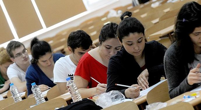 LYS&#039;ye girecek öğrencilere uzmanlardan tavsiye
