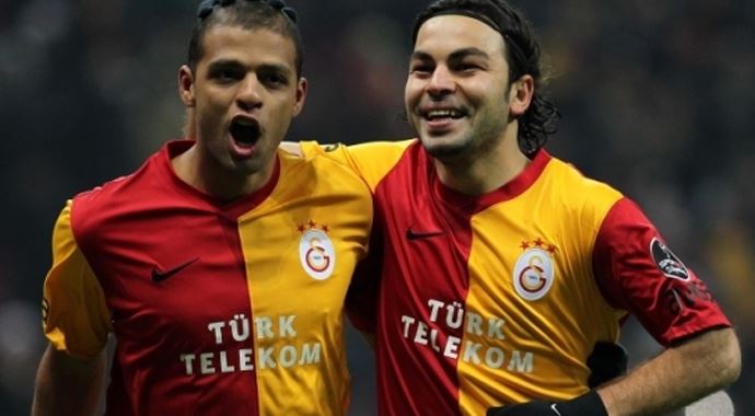 Selçuk İnan, Melo'yu geçiyor Selçuk İnan, Melo'yu geçiyor