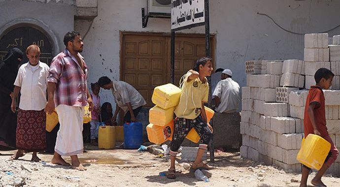 Yemen insani krizin eşiğine geldi
