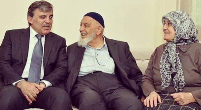 Abdullah Gül'ün annesi hastaneye kaldırıldı