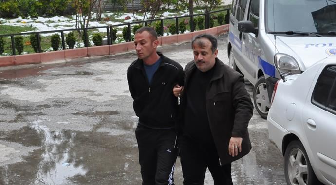 Ekmek poşeti yüzünden müşterisini öldürdü Ekmek poşeti yüzünden müşterisini öldürdü