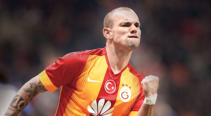 Sneijder&#039;a Ada&#039;dan çifte talip