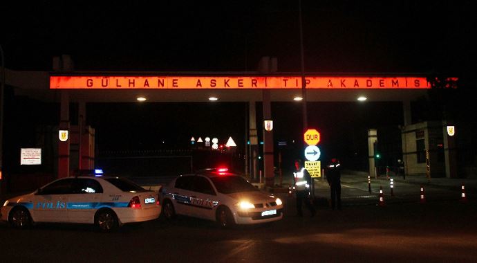 Ağrı&#039;daki çatışmada yaralanan askerler Ankara&#039;ya getirildi