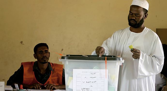 Sudan sandık başına gidiyor Sudan sandık başına gidiyor