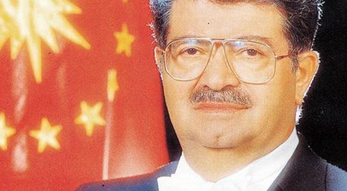 Turgut Özal Başkanlık sistemini istiyordu Turgut Özal Başkanlık sistemini istiyordu