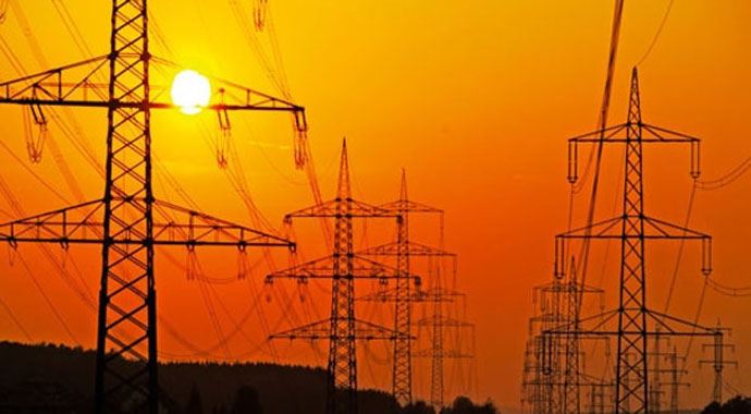 20 ilde gece yarısı 30 dakika boyunca elektrikler kesildi