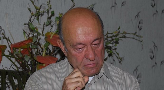 Başörtüsü düşmanı profesör tahliye oluyor Başörtüsü düşmanı profesör tahliye oluyor