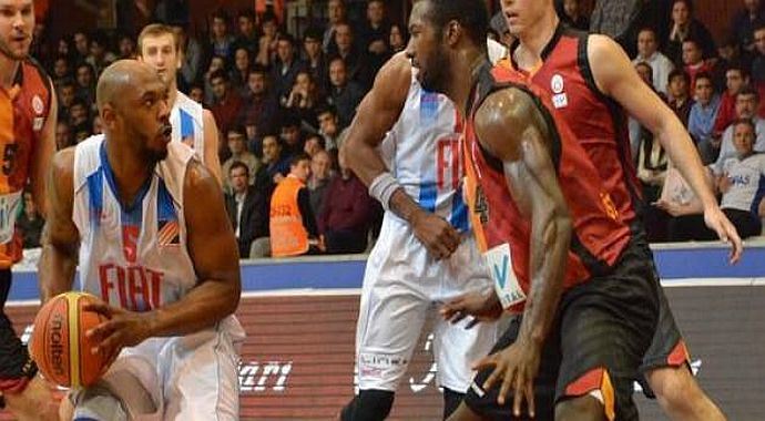 Galatasaray&#039;dan 20 sayı fark!