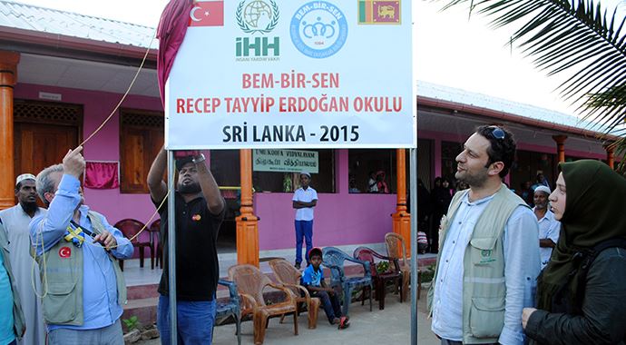 Cumhurbaşkanı Erdoğan'ın adı Sri Lanka'da yapılan okula verildi Cumhurbaşkanı Erdoğan'ın adı Sri Lanka'da yapılan okula verildi