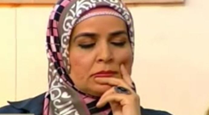 Esra Erol&#039;da gelin adayı uyuyakaldı