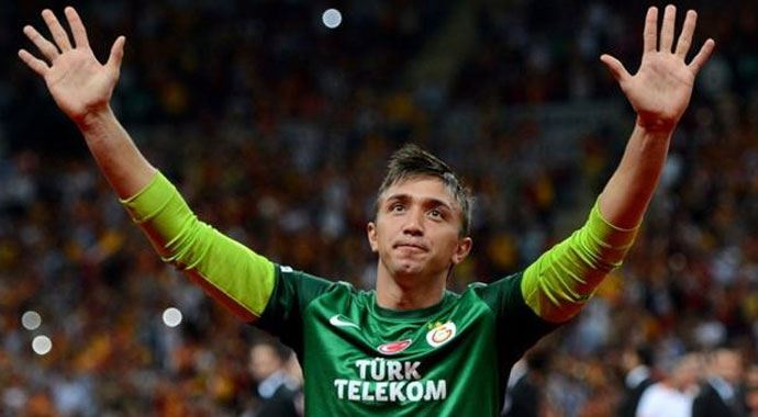 Kalecilere göre en iyi kaleci Muslera Kalecilere göre en iyi kaleci Muslera