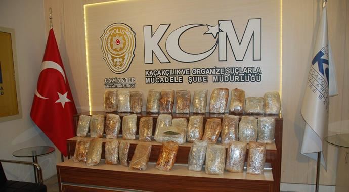 Gaziantep'te 67 kilo esrar yakalandı Gaziantep'te 67 kilo esrar yakalandı