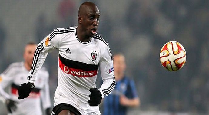 Demba Ba'dan çok güzel hareket Demba Ba'dan çok güzel hareket