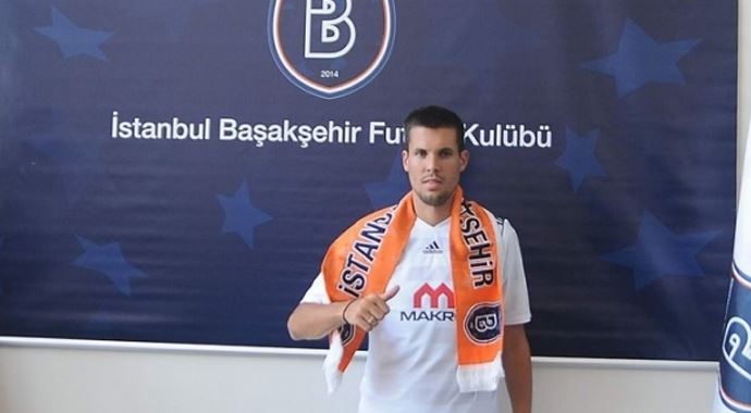 Başakşehir'in yıldızından taraftarı üzecek yorum Başakşehir'in yıldızından taraftarı üzecek yorum