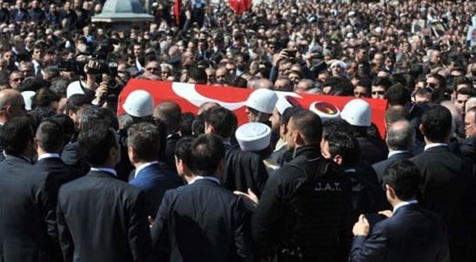 Hukukçular Derneği Başkanı'ndan gündemi sarsacak açıklama Hukukçular Derneği Başkanı'ndan gündemi sarsacak açıklama