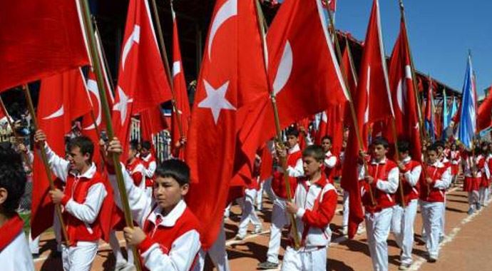 Bakan Avcı açıkladı 24 Nisan tatil olacak mı? Bakan Avcı açıkladı 24 Nisan tatil olacak mı?