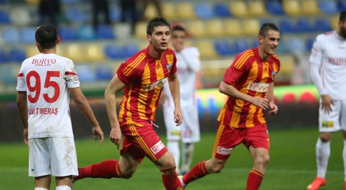 Kayserispor şampiyonluğa koşuyor Kayserispor şampiyonluğa koşuyor