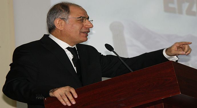 Efkan Ala: 'Tarihimize yapılan iftirayla uğraşıyoruz' Efkan Ala: 'Tarihimize yapılan iftirayla uğraşıyoruz'