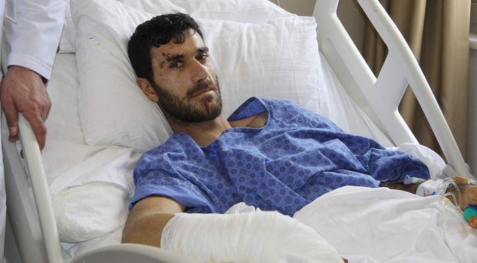 Düğün dönüşü kazada eşi dahil 8 kişiyi kaybetmişti... Düğün dönüşü kazada eşi dahil 8 kişiyi kaybetmişti...
