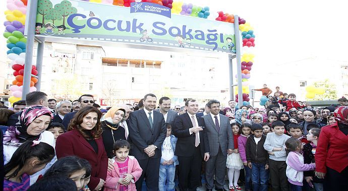 Küçükçekmece'de çocuklara özel sokak Küçükçekmece'de çocuklara özel sokak
