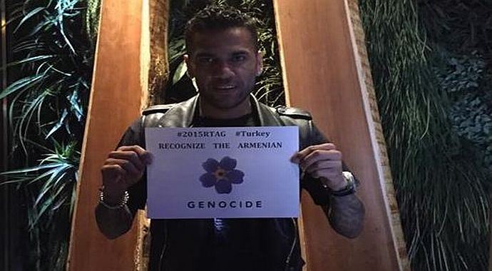 Barcelonalı Dani Alves'ten sözde soykırım mesajı Barcelonalı Dani Alves'ten sözde soykırım mesajı