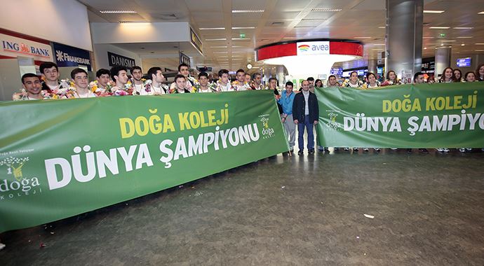Doğa Koleji dünya şampiyonu Doğa Koleji dünya şampiyonu